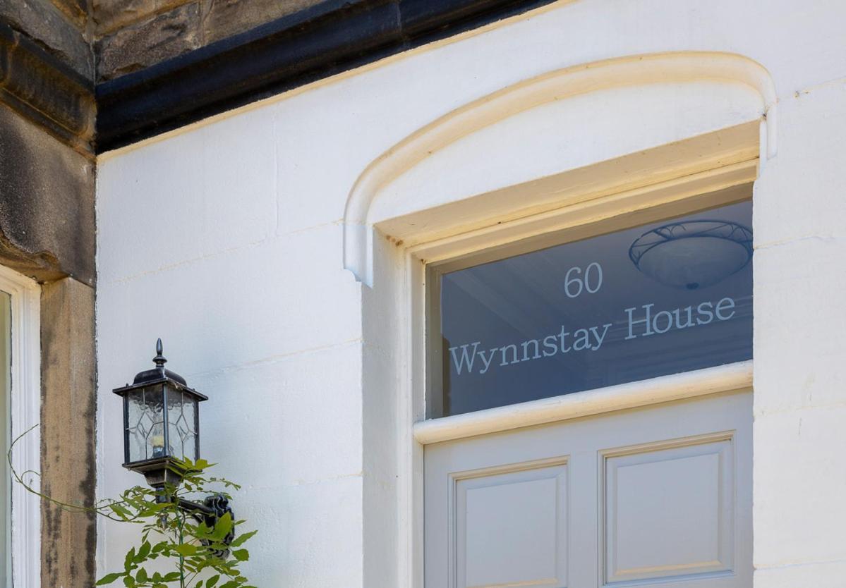 Wynnstay House Харрогейт Экстерьер фото